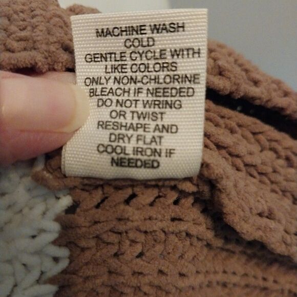 Women's Sweater Sz M Cropped Colorblock Striped Oversized Chunky Warm Cozy Cute - Picture 9 of 10